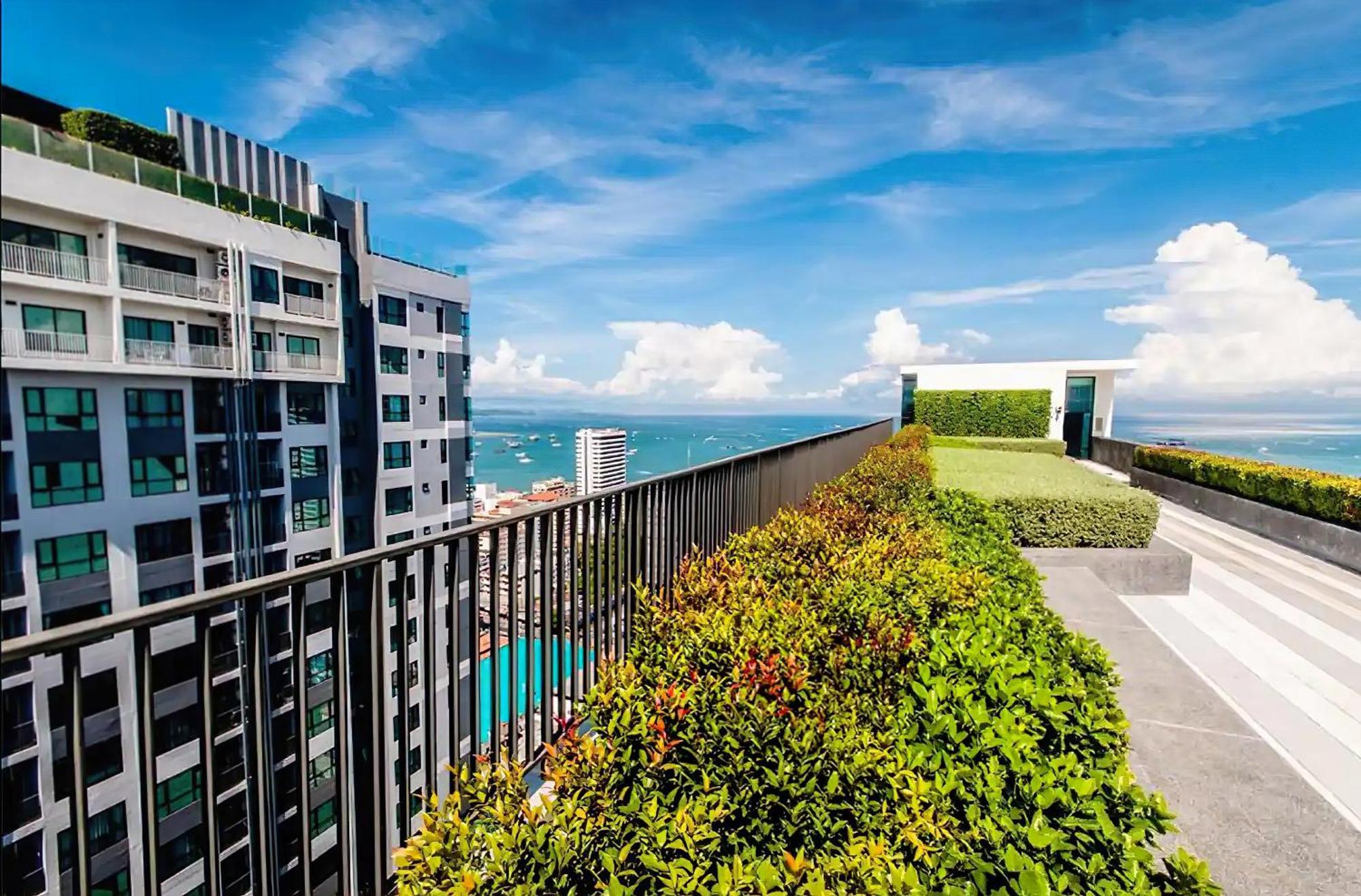 Central Pattaya - Sea View Large Balcony Condo With Infinity Pool Exteriör bild