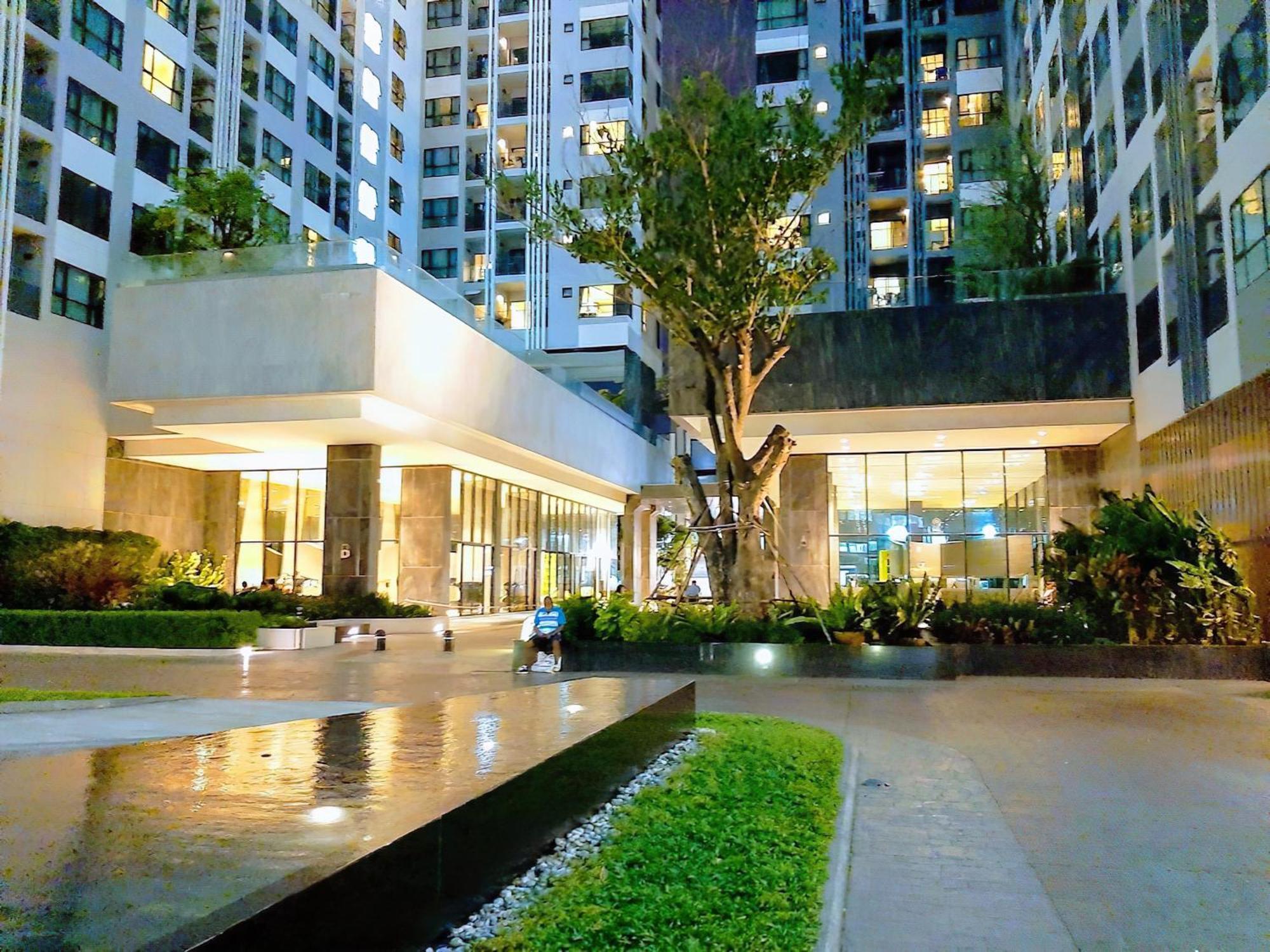 Central Pattaya - Sea View Large Balcony Condo With Infinity Pool Exteriör bild
