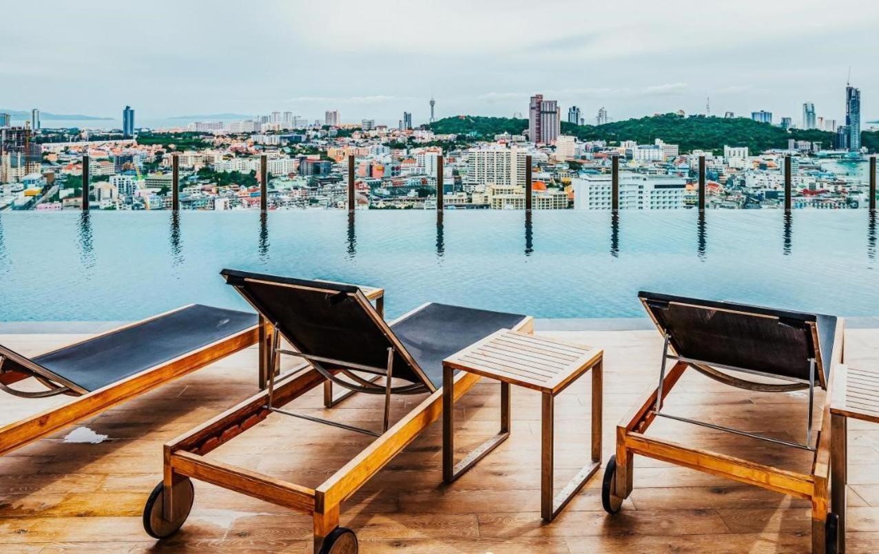 Central Pattaya - Sea View Large Balcony Condo With Infinity Pool Exteriör bild