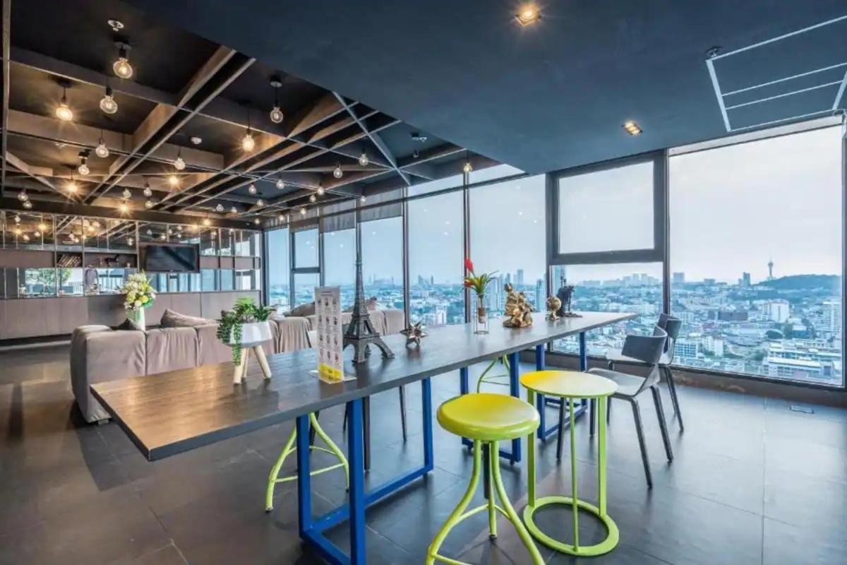 Central Pattaya - Sea View Large Balcony Condo With Infinity Pool Exteriör bild