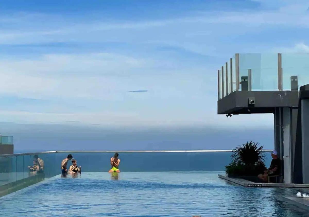 Central Pattaya - Sea View Large Balcony Condo With Infinity Pool Exteriör bild